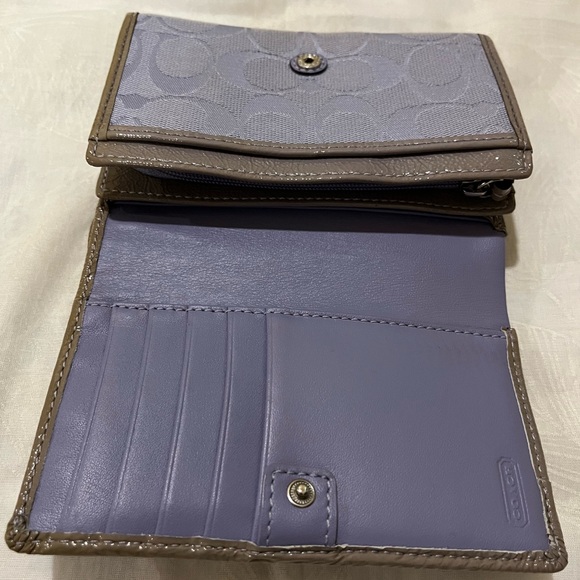 Purple Coach wallet - Picture 6 of 7